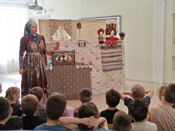 Спектакль фольклорного театра «Ситцевая деревенька» — «Пасхальный день» 0 Спектакль фольклорного театра «Ситцевая деревенька» — «Пасхальный день» 0