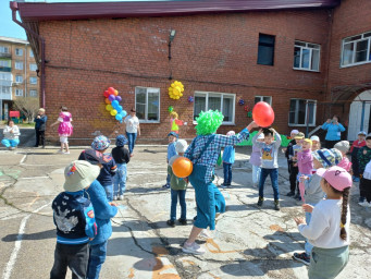 День добра, тепла и детства! 8