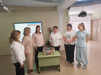 Пространство возможностей: в детском саду прошел инновационный педсовет по моделированию с конструкт Пространство возможностей: в детском саду прошел инновационный педсовет по моделированию с конструкт