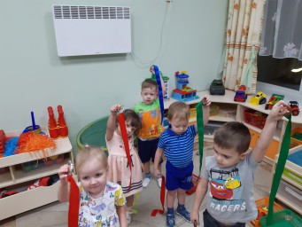 Игры с ленточками на кольцах