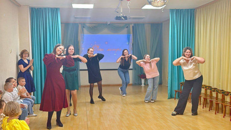 Праздник мам 3 Праздник мам 3