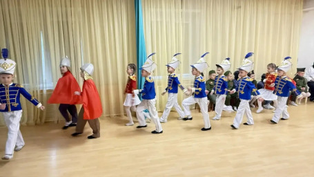 Патриотическое воспитание в действии: в детском саду прошёл смотр песни и строя 19 Патриотическое воспитание в действии: в детском саду прошёл смотр песни и строя 19